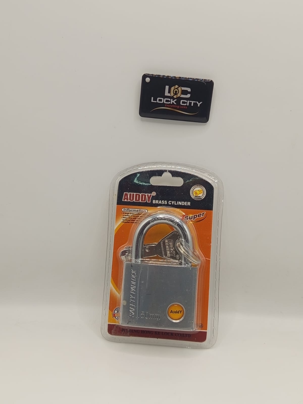 Auddy Padlock