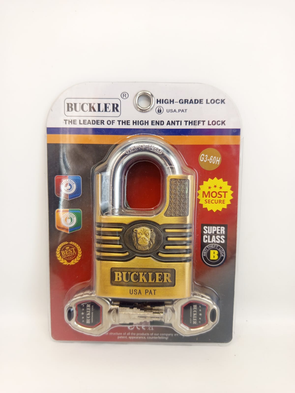 Buckler square padlock