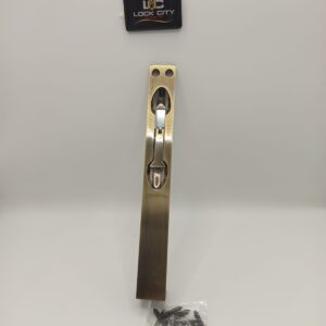 Flush bolt